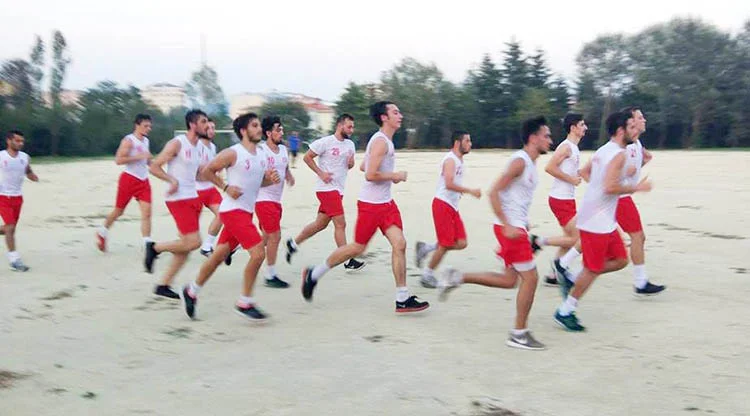 Zengin semtin fakir takımı: Kanlıcaspor 2 zengin semt JAeQNXiWIJ