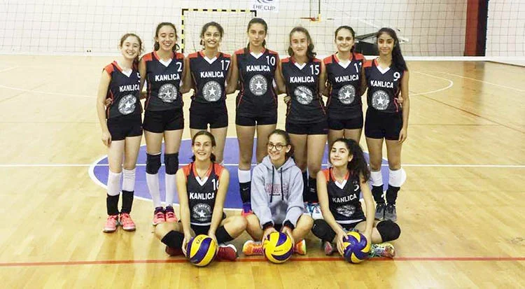 Zengin semtin fakir takımı: Kanlıcaspor 3 zengin semt ueeOFrIfD5