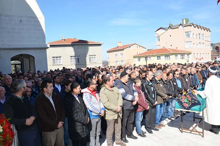 Beykoz’un Zeynep öğretmeni yaş oldu aktı 2 zeynek kazmaz 5 1Mjy Wh52l