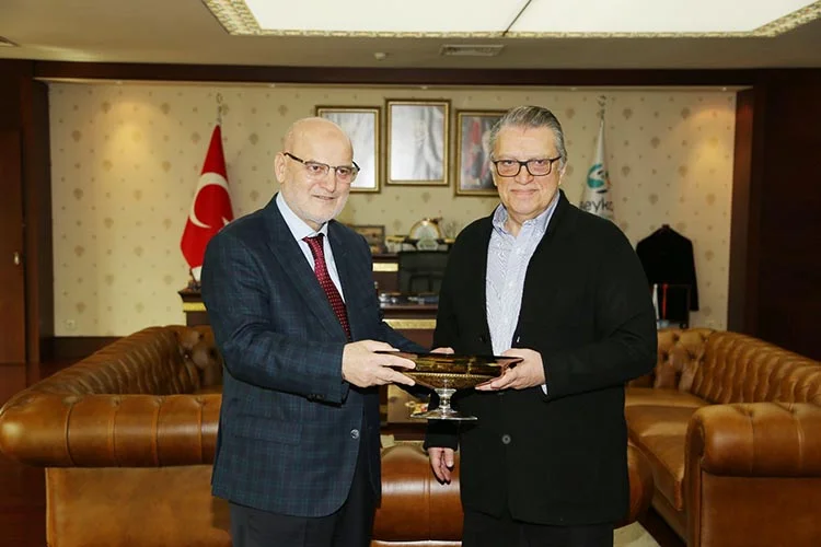 Mesut Yılmaz’dan Çelikbilek’e nezaket ziyareti 2 ziyaret 2 Az3OJ6NMBA