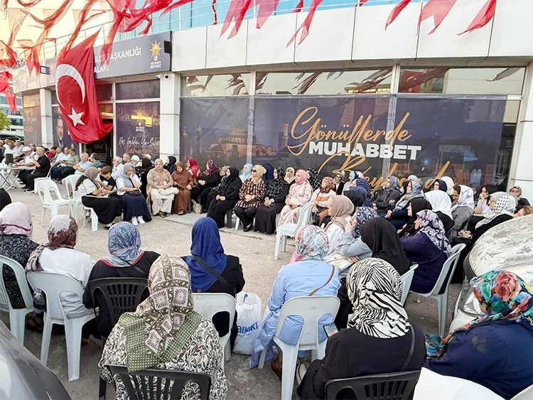 AK Parti Beykoz’da şehitleri Kuran-ı Kerim tilaveti ile yad etti 1 ak parti