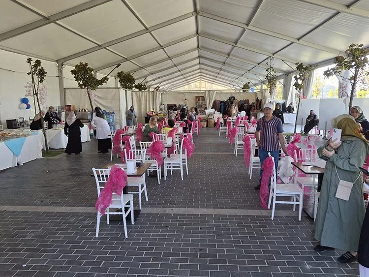 Beykoz Hayır Çarşısı yıllar sonra yeniden açıldı 4 beykoz car NWHpQSyf4t