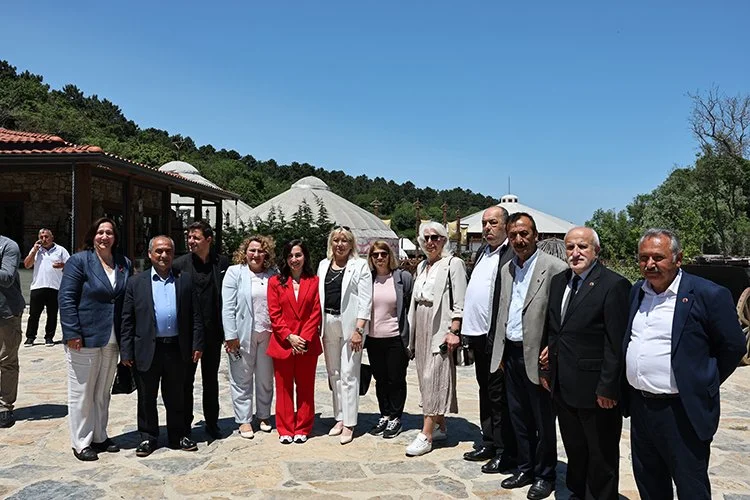 Faik Oktay Sözer Beykoz’dan dualarla uğurlandı 5 kaymakam beyk 0hIYUdrNOC
