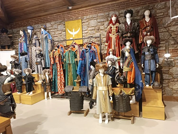 Kuruluş Osman Seti Beykoz’da Bozdağ Film Platolarında ziyaretçilere açık 9 kurulus osman beykoz 10 CdkhwcUVKO