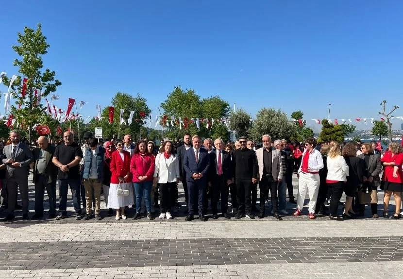 Beykoz’da yer gök kırmızı beyaz oldu 1 may1905 4uY ncbZgD