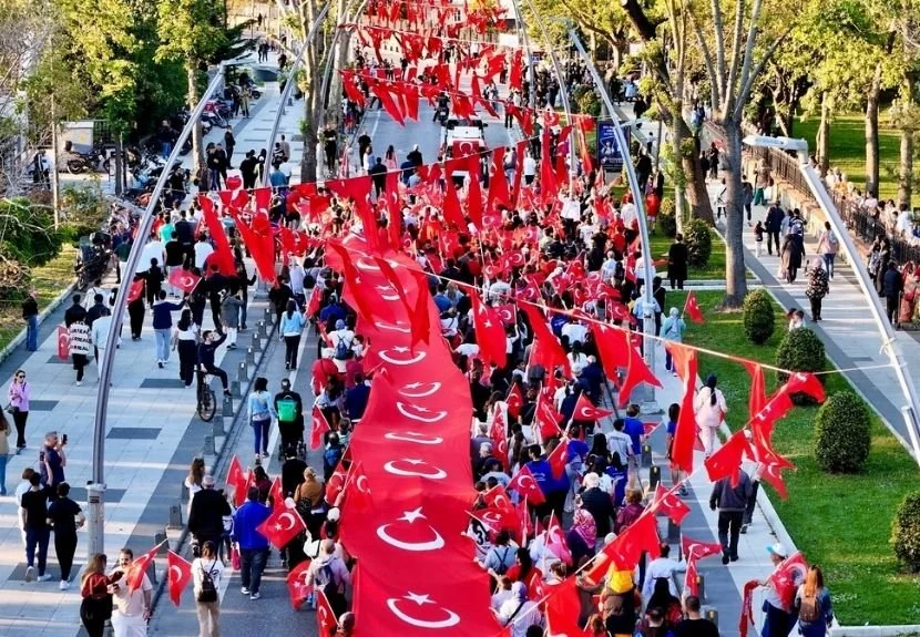 Beykoz’da yer gök kırmızı beyaz oldu 8 may19 Qa3Q VTWj2