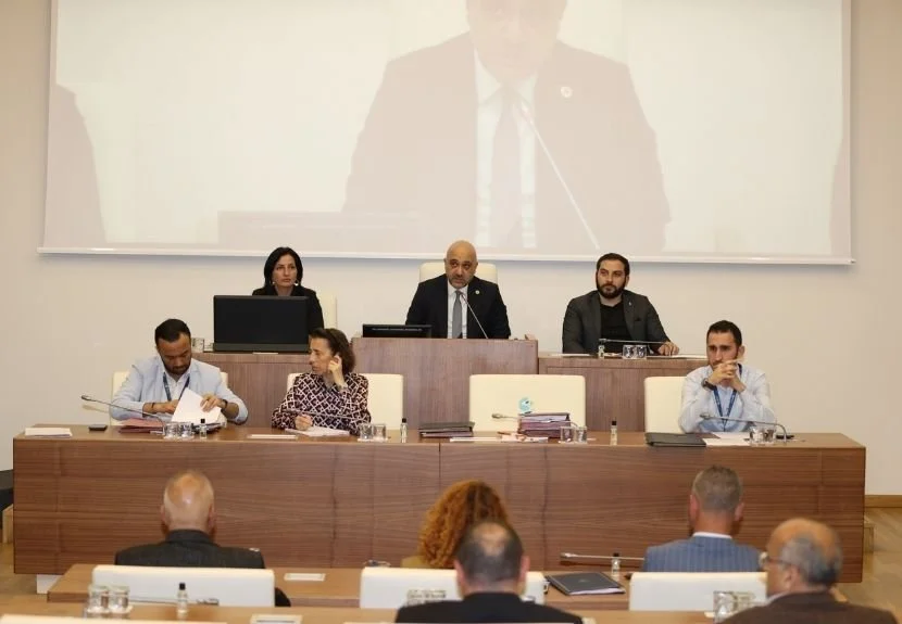 Beykoz 40 yılda görmediği rezilliği 1 yılda gördü 2 meclis06052 31Y8pn eMv