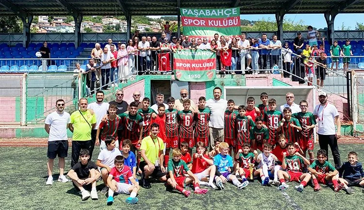 Paşabahçe U13 Beykoz’da kupa sevincini yaşadı 3 pasa