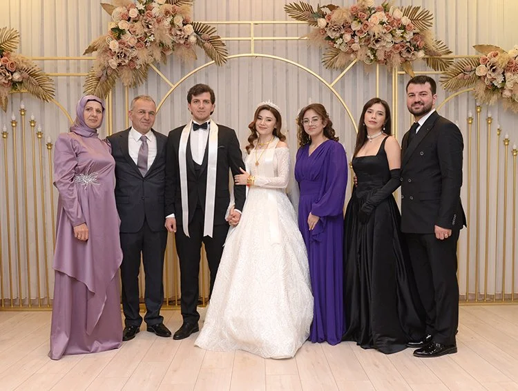 Bursa İnegöl’den Gür Ailesine hukukçu gelin 8 sinem kadir habe wTVZDwRAYR