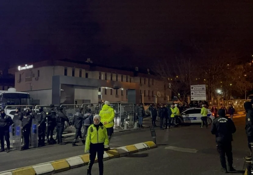 vatsap04032 7nStlm4TWI